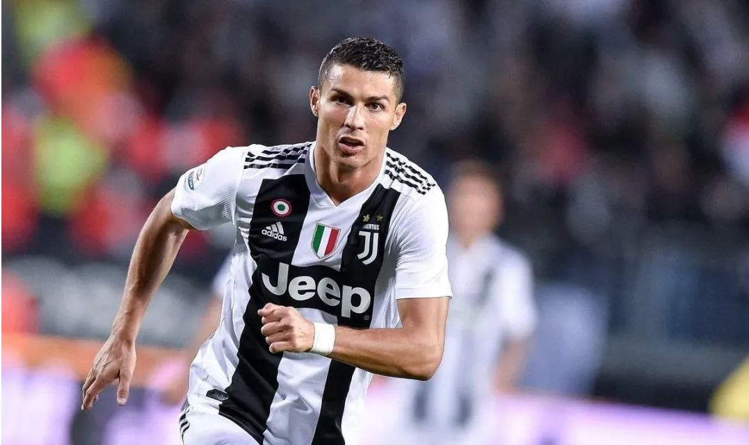  威尼斯升班马主场逼平那不勒斯  